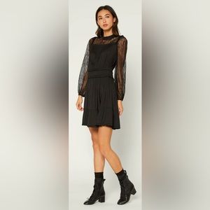 New W/tags Current Air Mock Neck Black Bridgerton Lace Long Sleeved Dress